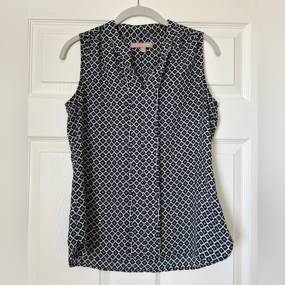 Banana Republic Sleeveless Top